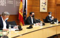 El Pleno del Consejo de Políticas del Juego, presidido por el Ministro de Consumo, Alberto Garzón Espinosa